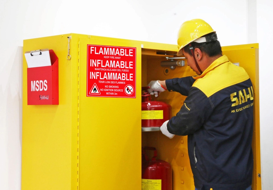 Qual è la funzione dell'armadietto di sicurezza?